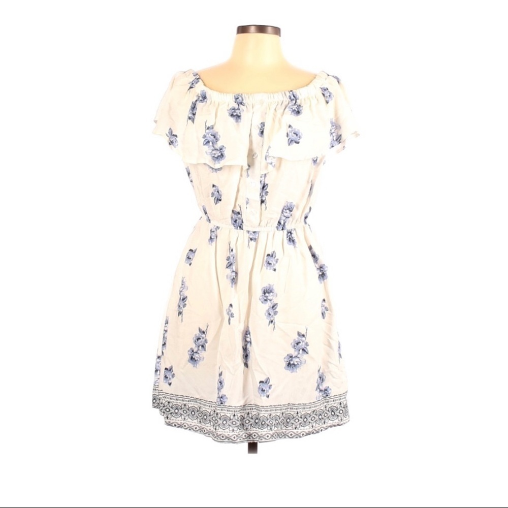 𝅺OFF the shoulder dress